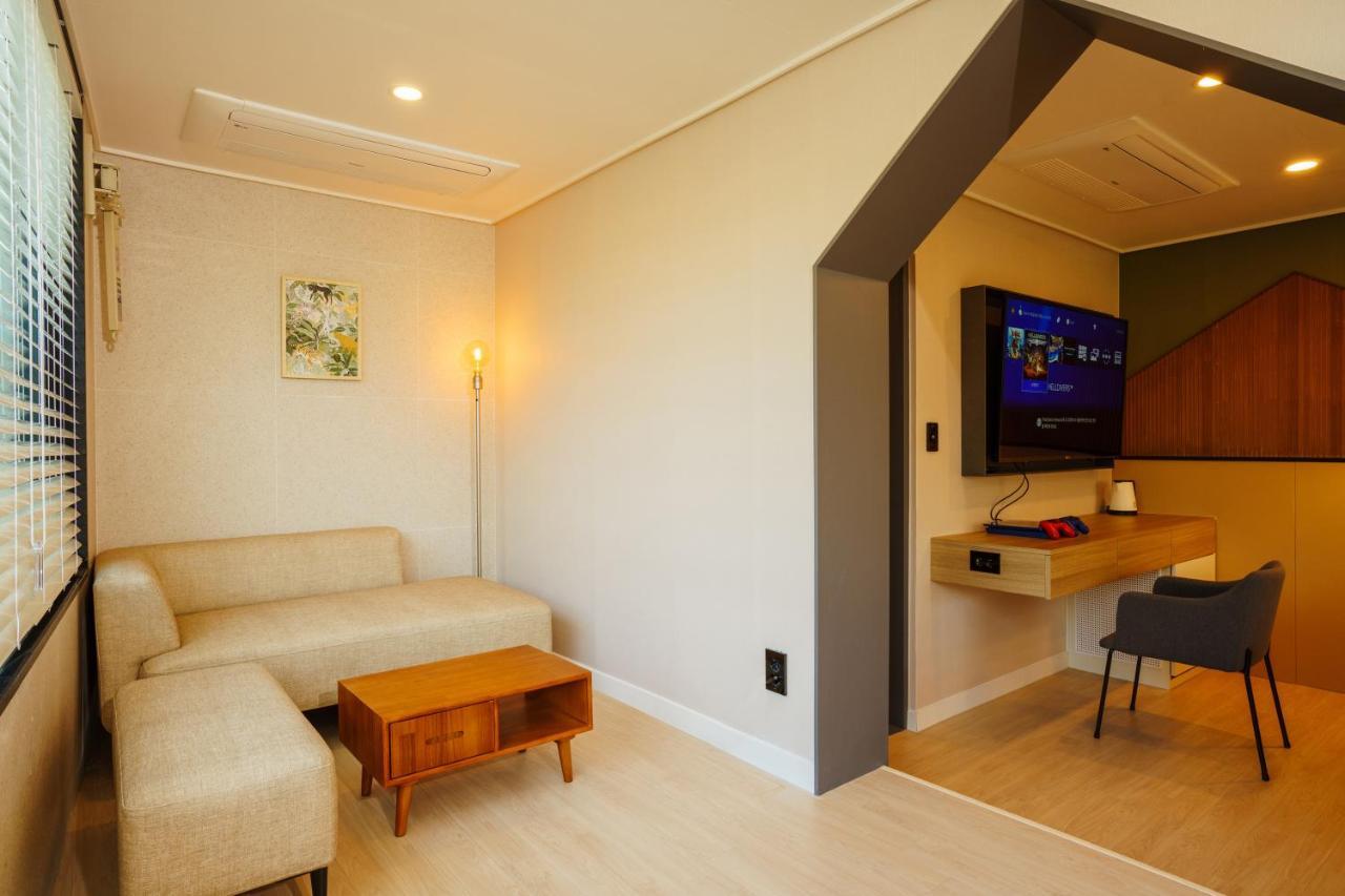 Hotel Pico 统营市 外观 照片
