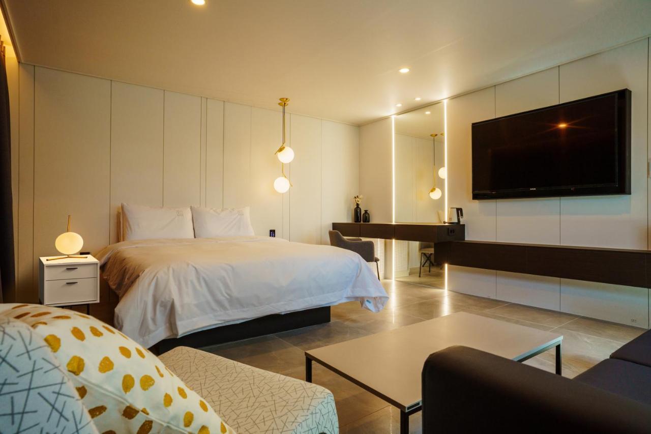Hotel Pico 统营市 外观 照片