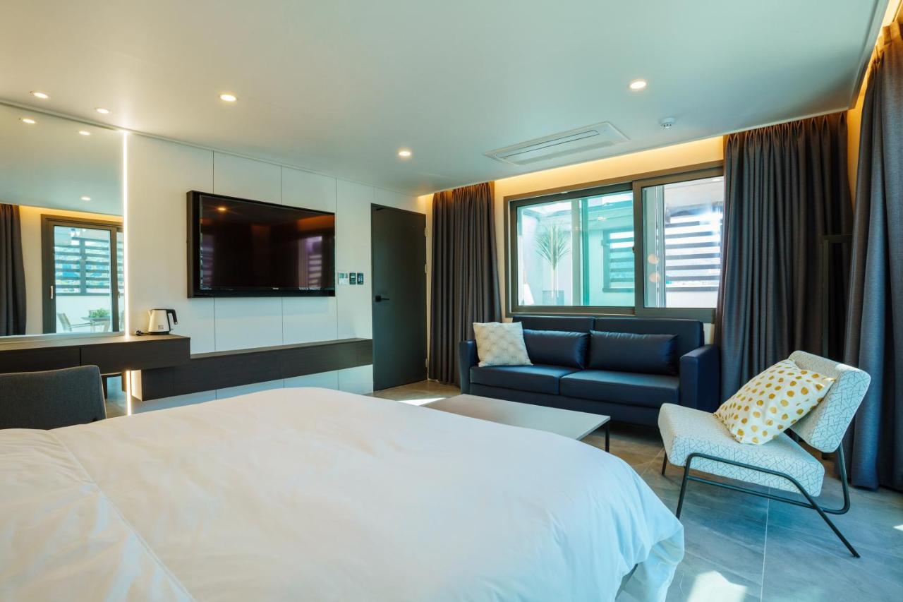 Hotel Pico 统营市 外观 照片